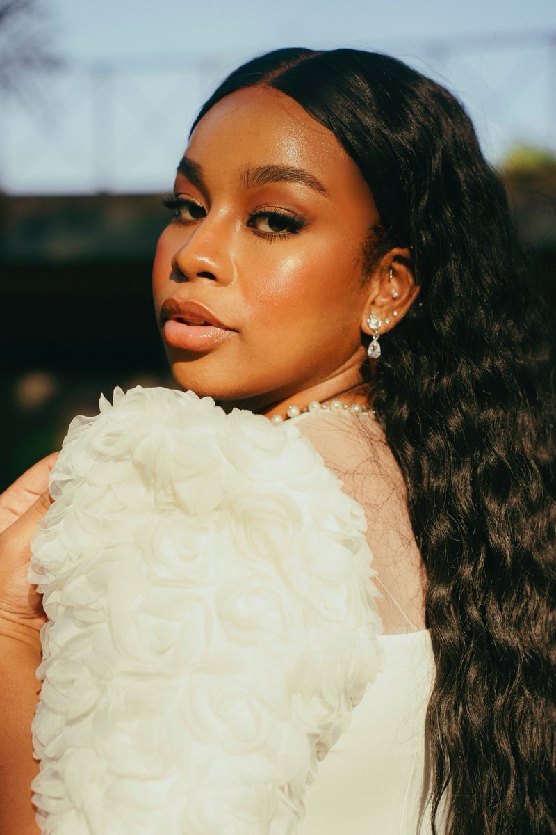 xoxo_gma_riel's tweet image. Filipina Queen 🇵🇭✨

📸: andreagenota and her team

@lorealparis 

#LOrealPH #ImWorthIt #Skincare #Makeup