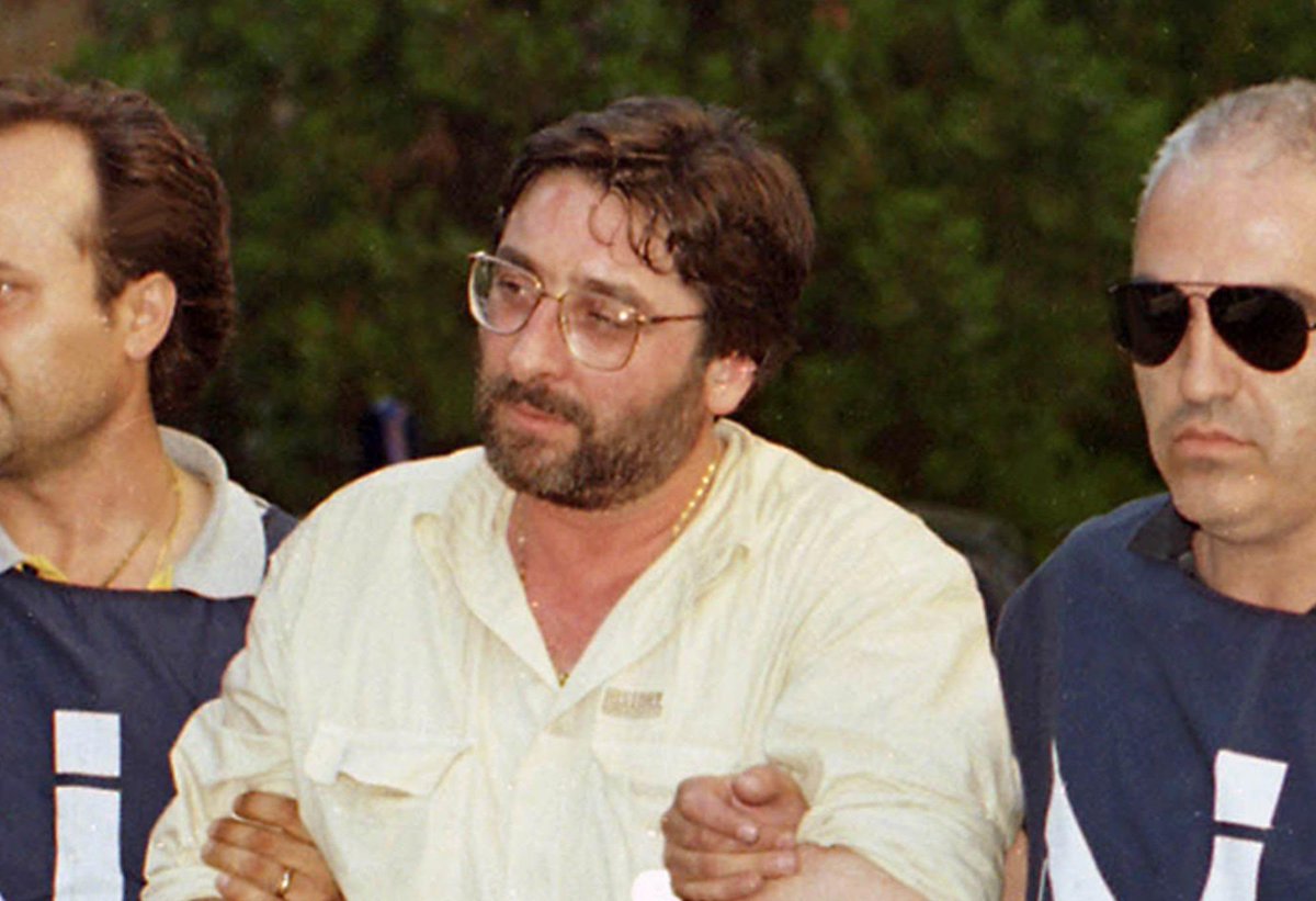 Dopo 26 anni di carcere “Sandokan” decide di collaborare con la giustizia. Un pentimento tardivo che spero faccia luce su tanti misteri e tanti traffici illeciti. Chissà se anche sulla discarica di Borgo Montello rivelerà qualcosa. #Schiavone #discaricaborgomontello