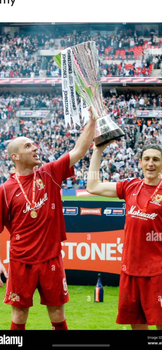 sohanlon23's tweet image. 16 years ago today 🏆 @MKDonsFC