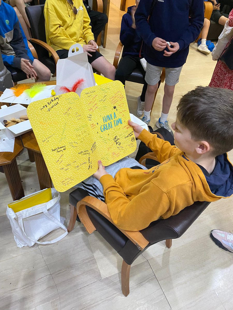 Feliz cumpleaños Lucas! Off to a great start of singing, celebration and cake! More festivities to come! 🎂🎈🥳🎉