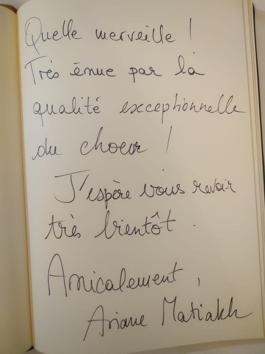 📸✒️📖 La gran maestra @arianematiakh estampó su firma en nuestro libro de honor. 😍👏 Muchas gracias por lo vivido y aprendido a tu lado en los conciertos de Toulouse y Foix. ¡Hasta pronto! #OrfeónDonostiarra @ONCT_Toulouse
