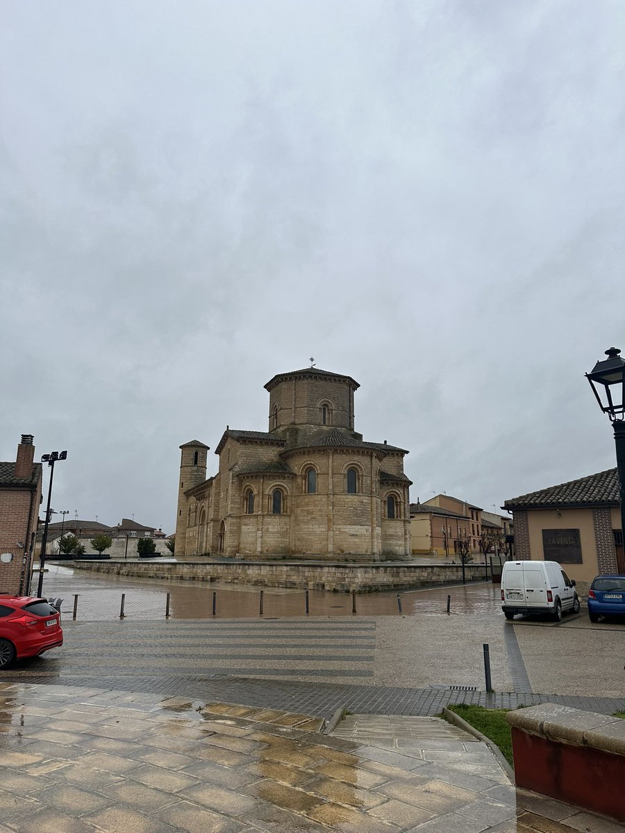 ¡Buenos días!

La más bonita ⛪️

San Martín de Tours, Frómista 📍