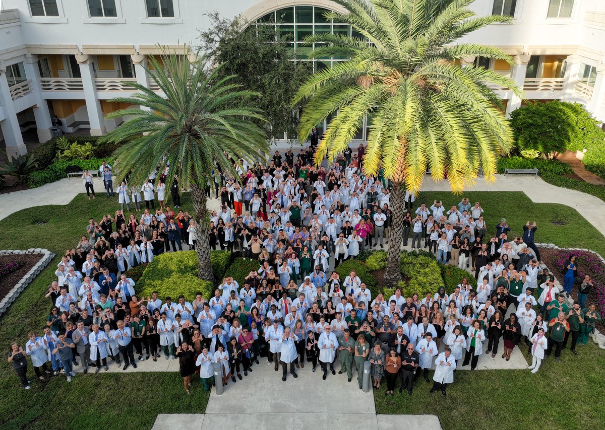 Happy Doctor's Day to all our incredible ⁦@SylvesterCancer⁩ oncologists, surgeons and care providers! Your dedication, expertise, & compassion make a world of difference every day to each of our patients & their families. Thank you for your service. #DoctorsDay #Gratitude