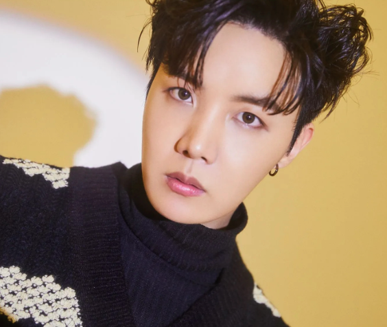 AboutMusicYT's tweet photo. 'I Wonder...' by J-Hope and Jungkook debuts at #109 on Global Spotify with 1.613M streams. https://t.co/FcPoj9SjBC