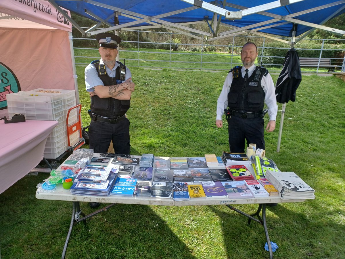 Morning, we are at the #Lesnessabbey Easter fayre come and speak to us we have plenty of freebies to take away + we are right next door to the cake stall 👮‍♂️👮‍♂️👮‍♀️🗿🐣🐇