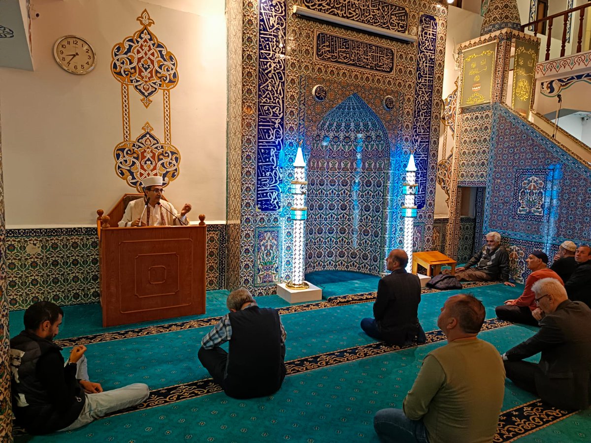 Antalya İl Müftü Yrd. Ramazan Özgün Türkmen Ramazan Ayı vaaz irşad programı kapsamında İlçe Müftülüğümüzü ziyaret etti, Merkez Camii'nde vaaz ederek Yatsı ve Teravih Namazını kıldırdı.