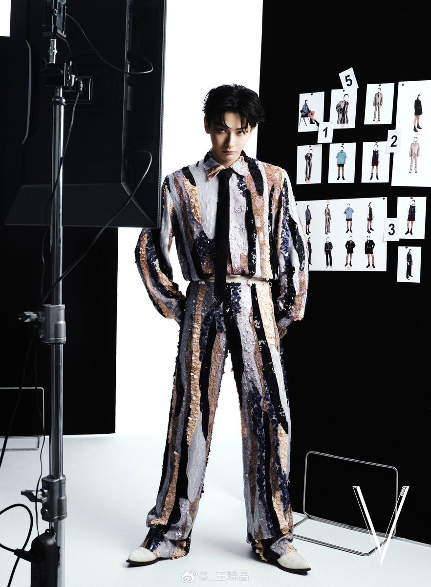 wangruichang_'s tweet photo. 240330 #WANGRUICHANG FOR VMAGAZINE CHINA 

#王瑞昌 #richardswang https://t.co/CVUZ1sAMxy