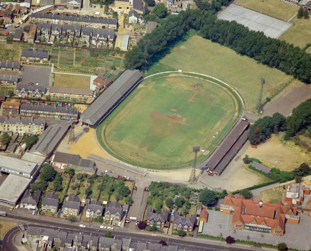 Cambridge greyhound track was a fine all-grass galloping circuit.