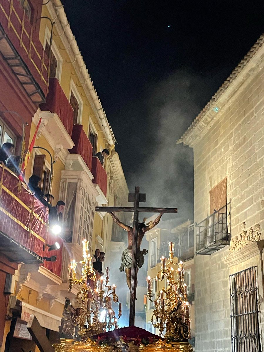 danipastor7's tweet photo. @ssanta101tv La Oración, 'Nuestra Oración', de @bctpasoespe en calle San Agustín con la @HdadLasPenas. 

#CofradiasMLG #SSanta24 https://t.co/drInmMSYYl