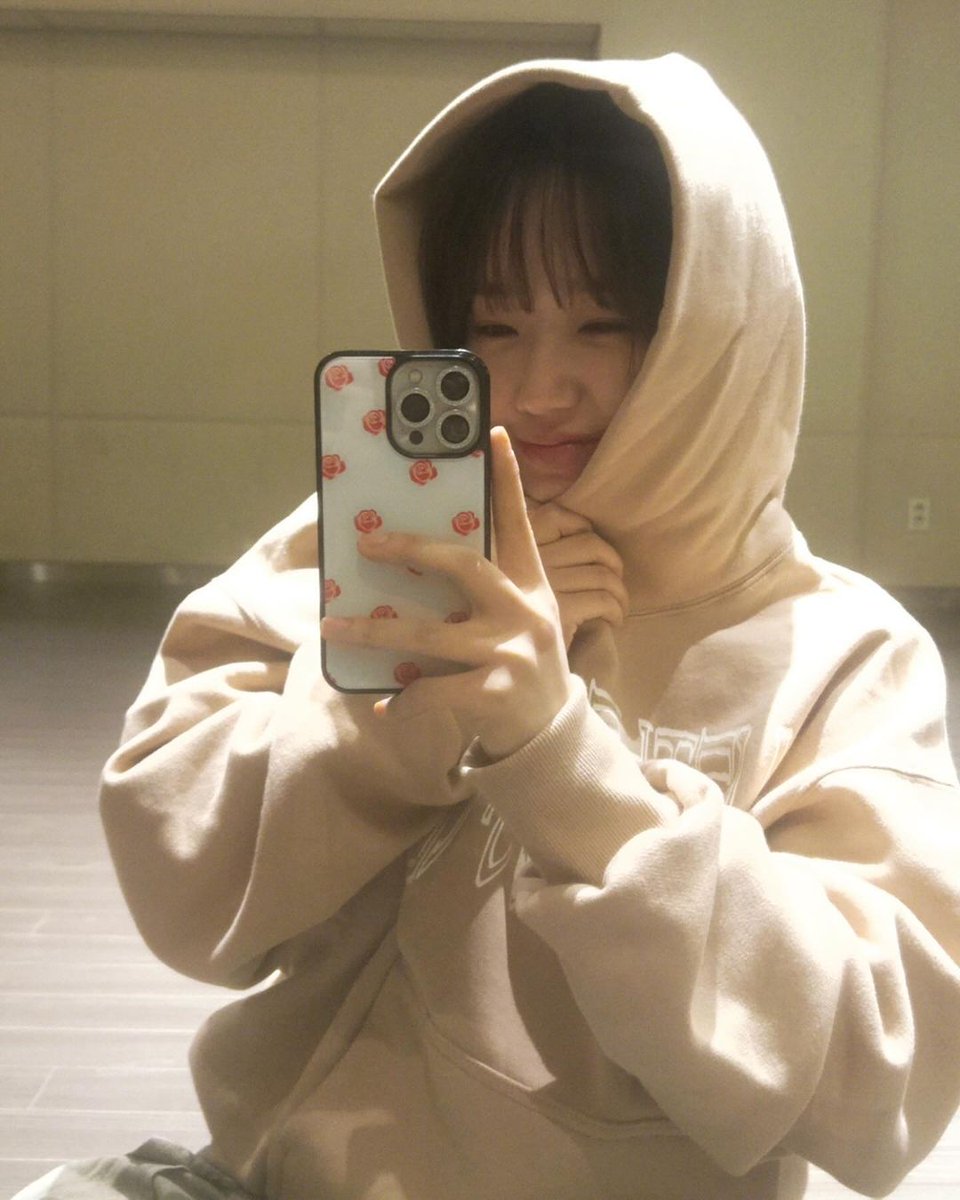 YoojungINA tweet picture