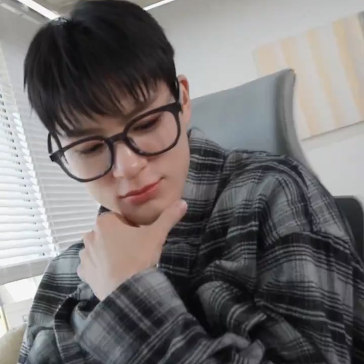 ranno112's tweet image. 취표연 정식