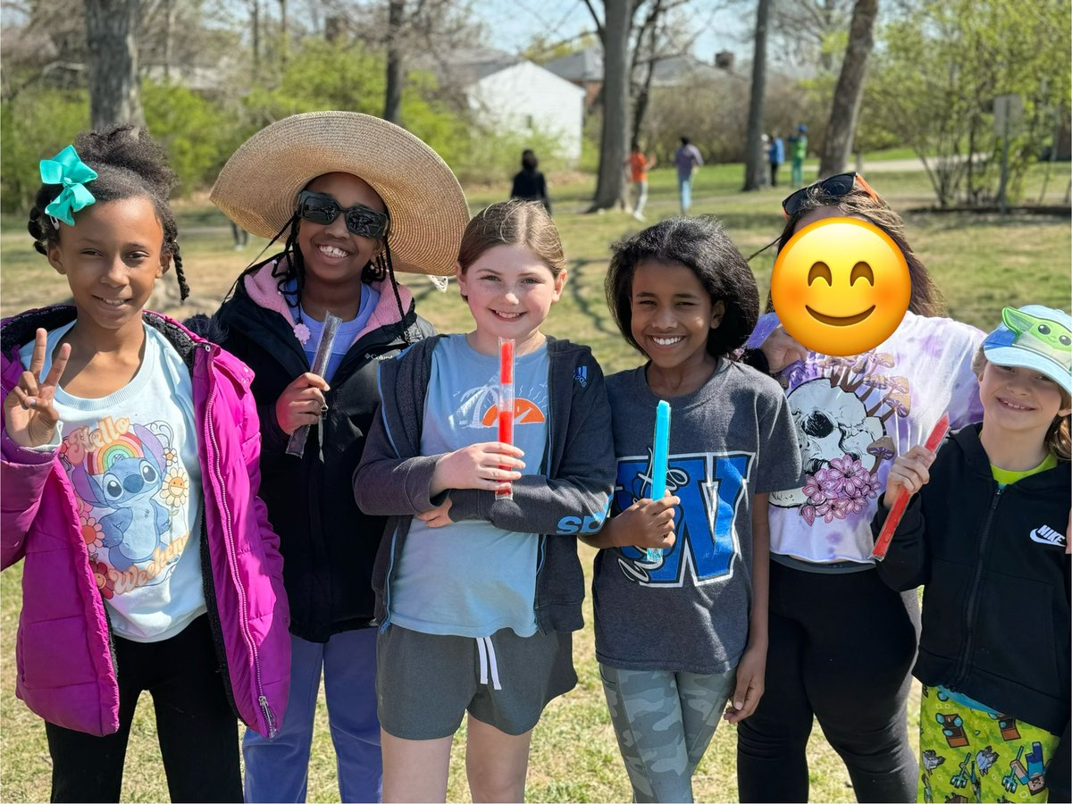 Mrs. Bratton tweet media