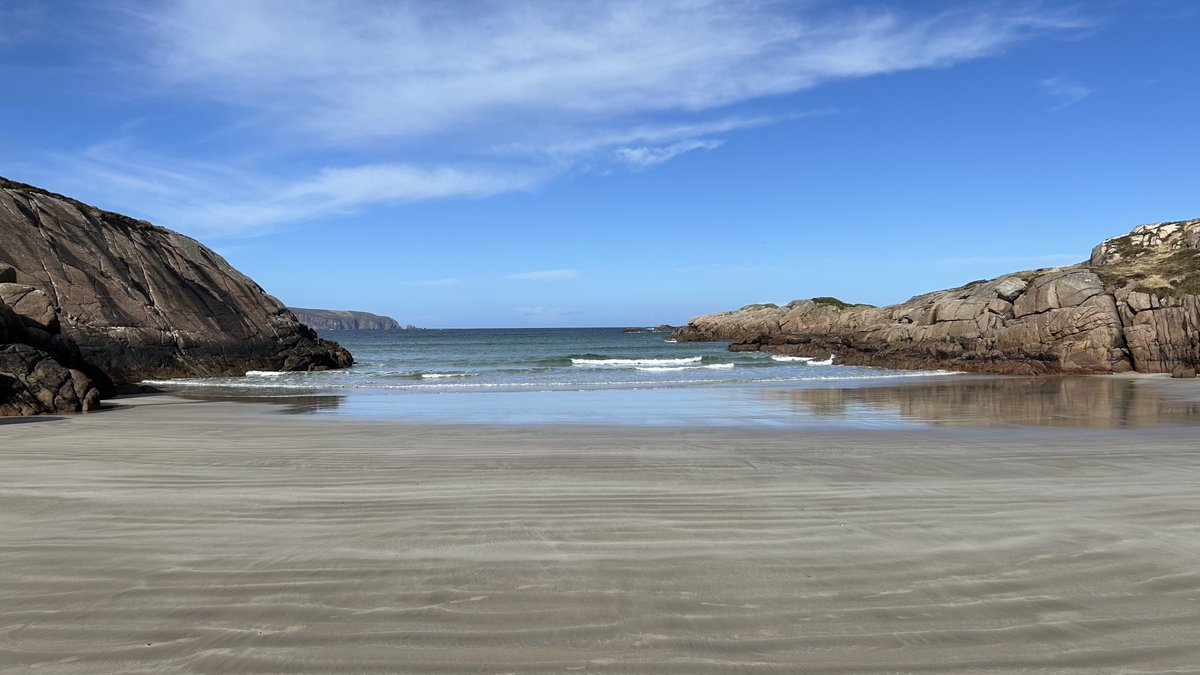 Bank holiday weekend do the beaches in Donegal are more packed than usual 😀