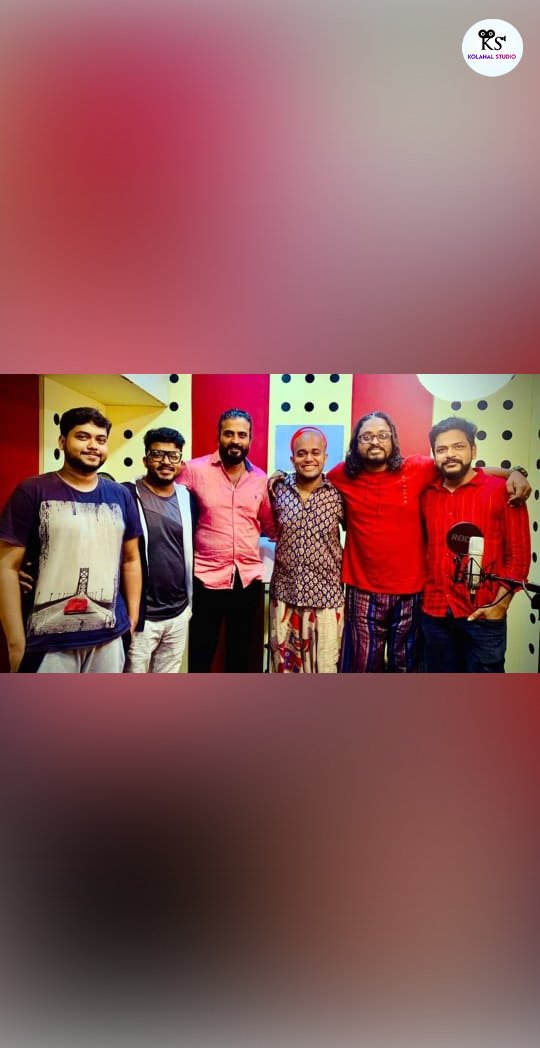 kolahalstudio's tweet photo. Cherishing the timeless moments created during the song recording of Chupchap Charlie... 

#moments #ChupChapCharlie #songrecording #pics #kolahalstudio https://t.co/hS0oy5DOm5
