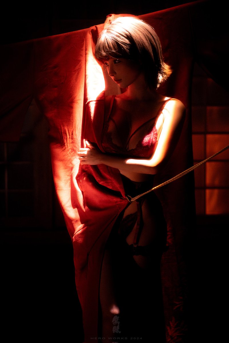 吊
🙋@chunmomo0127 
绳：@Nietzsche_Cn https://t.co/NnmKCHNxZN