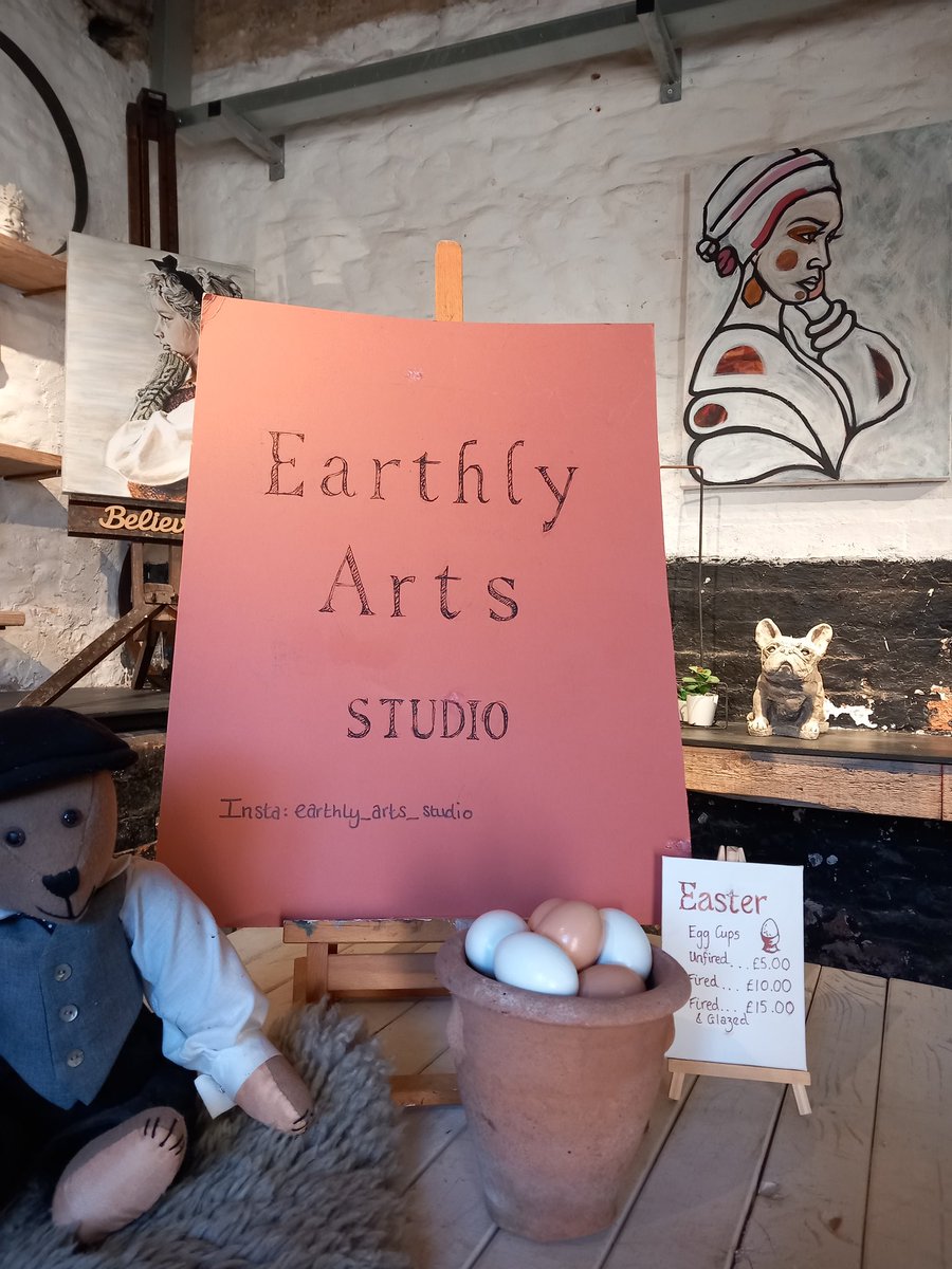 heritageUONUoB's tweet photo. Delighted to be supporting @LisaLovettArt at @ChesterHouse_UK today for Pop Up Pottery with an Easter Theme. You can't get much better than a beautiful 16th Century Barn to house Heritage arts!
#heritageaccelerator https://t.co/tTaxqDwPbB