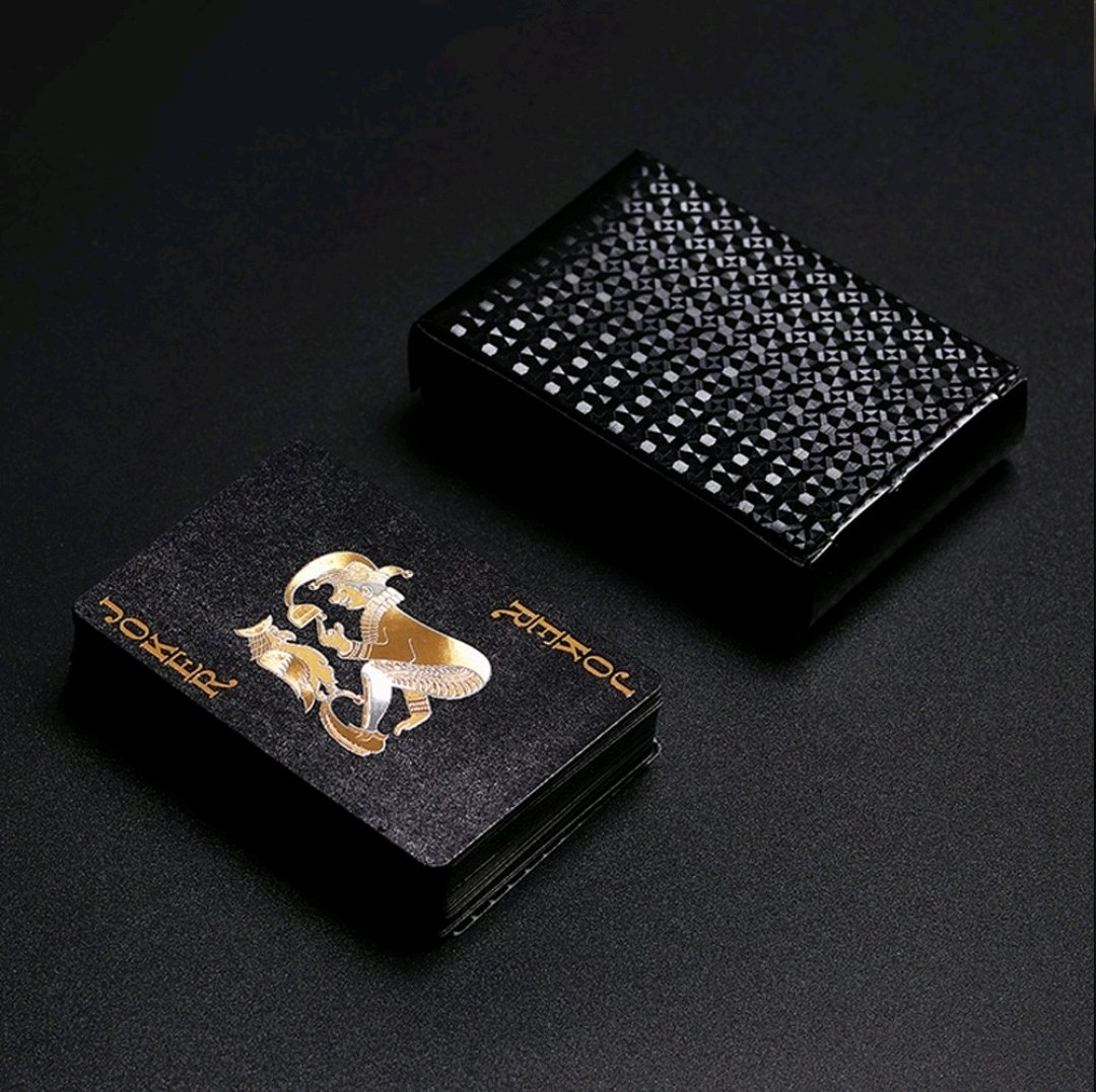 #RT 추첨 한 분께 블랙 앤 골드 트럼프 카드 드립니다!
(프로세카 장르계 only)

원더쇼 페스 카드 드디어 완성...🎪💕