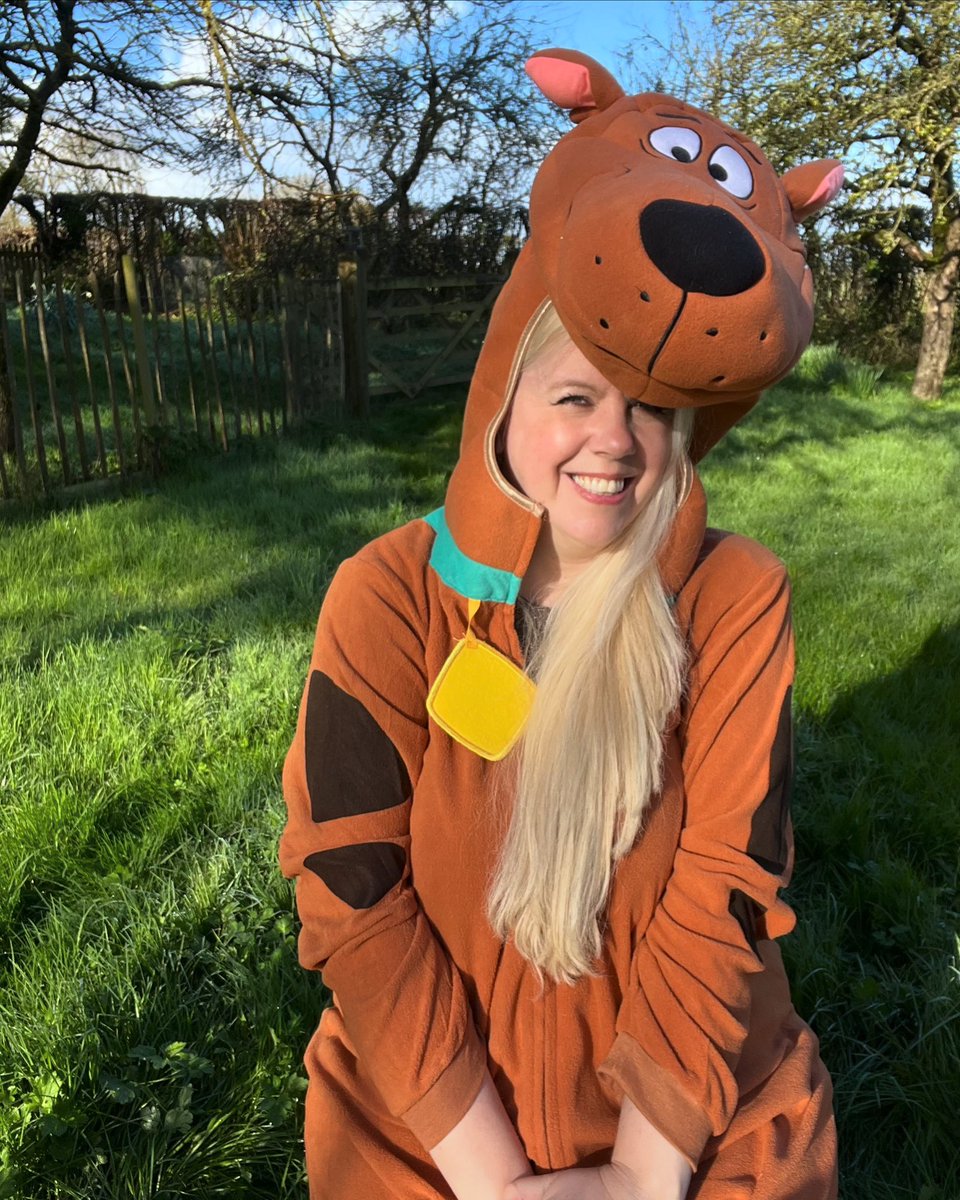 Scooby dooby do, where are you? Somewhere in Somerset! 😂😬🐾🐕 #dressupfordogs #daythree #easter
