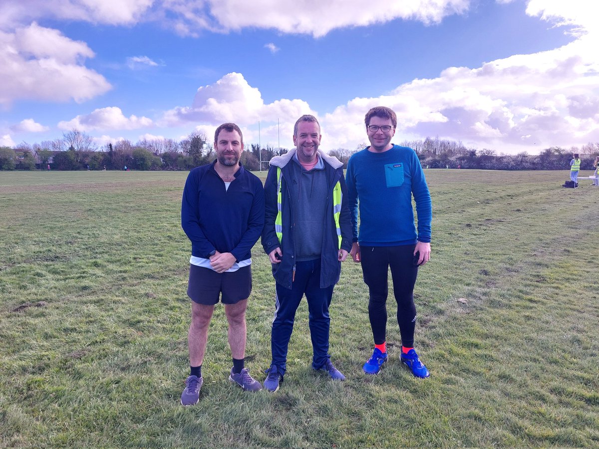 Was a lovely morning. Times are now available at parkrun.ie/griffeen/resul… 📸 Volunteers, Adrian, Neil and Yuval bringing the total number of people to volunteer at Griffeen to 1,000.