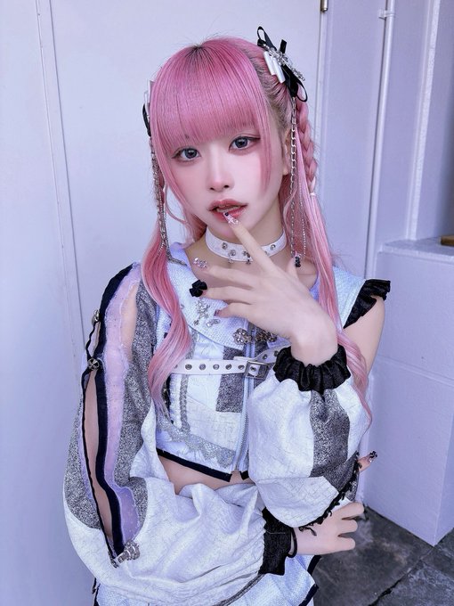 Twitterのコスプレ画像27