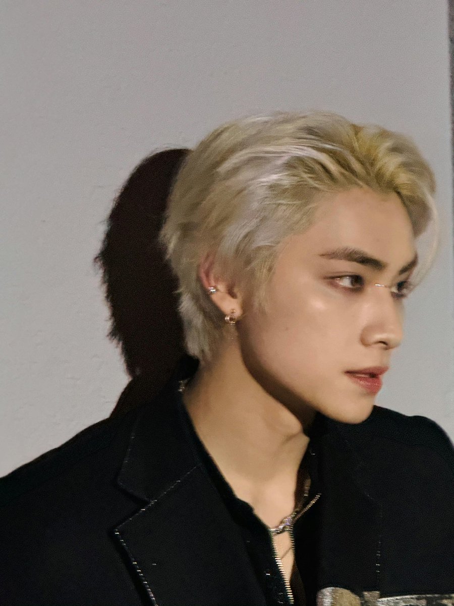 smoldejuns's tweet image. XIAO DEJUN ❓❗️