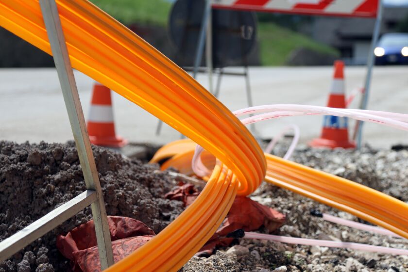 MeonUK's tweet image. We know how important it is to have strong and long-lasting materials that are resistant to defects, requiring less repeated repairs. 🛠️

bit.ly/3UZ6Hpd 

#Meon #UtilityEngineer #ProjectHighwaysZero #RepairingRoadsTheRightWay #BecauseRoadsMatter #UKRoads