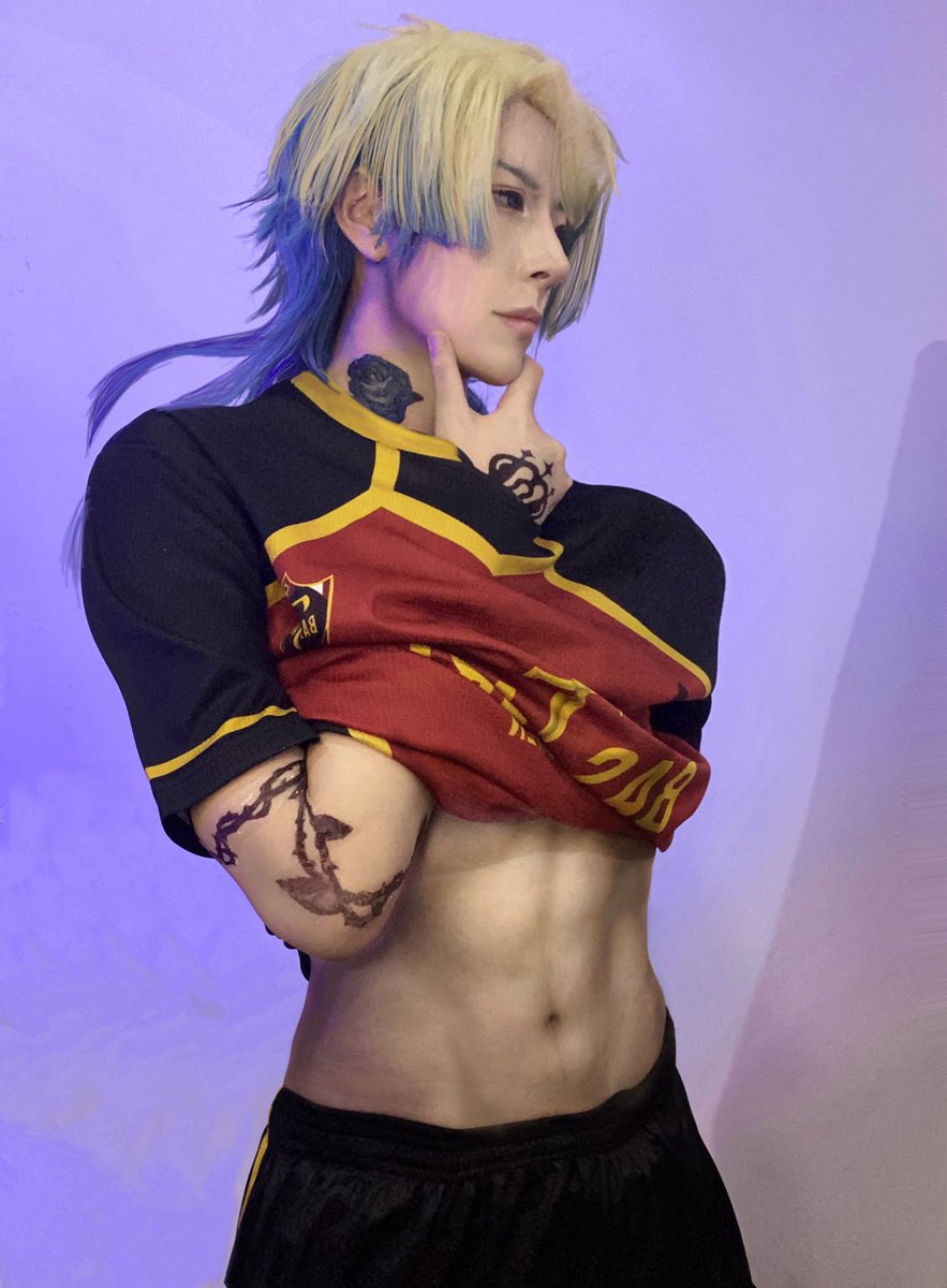 🌹⚽️
#kaiser #michaelkaiser #bluelock #bluelockcos #ブルーロック　#cos #コスプレ