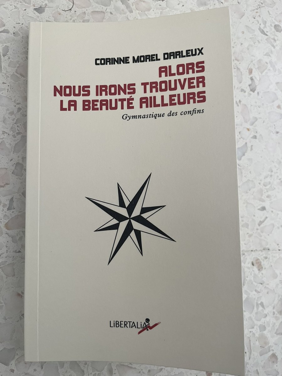 Alors nous irons trouver la beauté ailleurs de @cmoreldarleux chez @LibertaliaLivre livre pour lecteur qui aime lire dans un livre le livre des autres. Déambulations géographiques et littéraires avec des PASSAGES par Rosa Luxemburg. J’ai aimé.