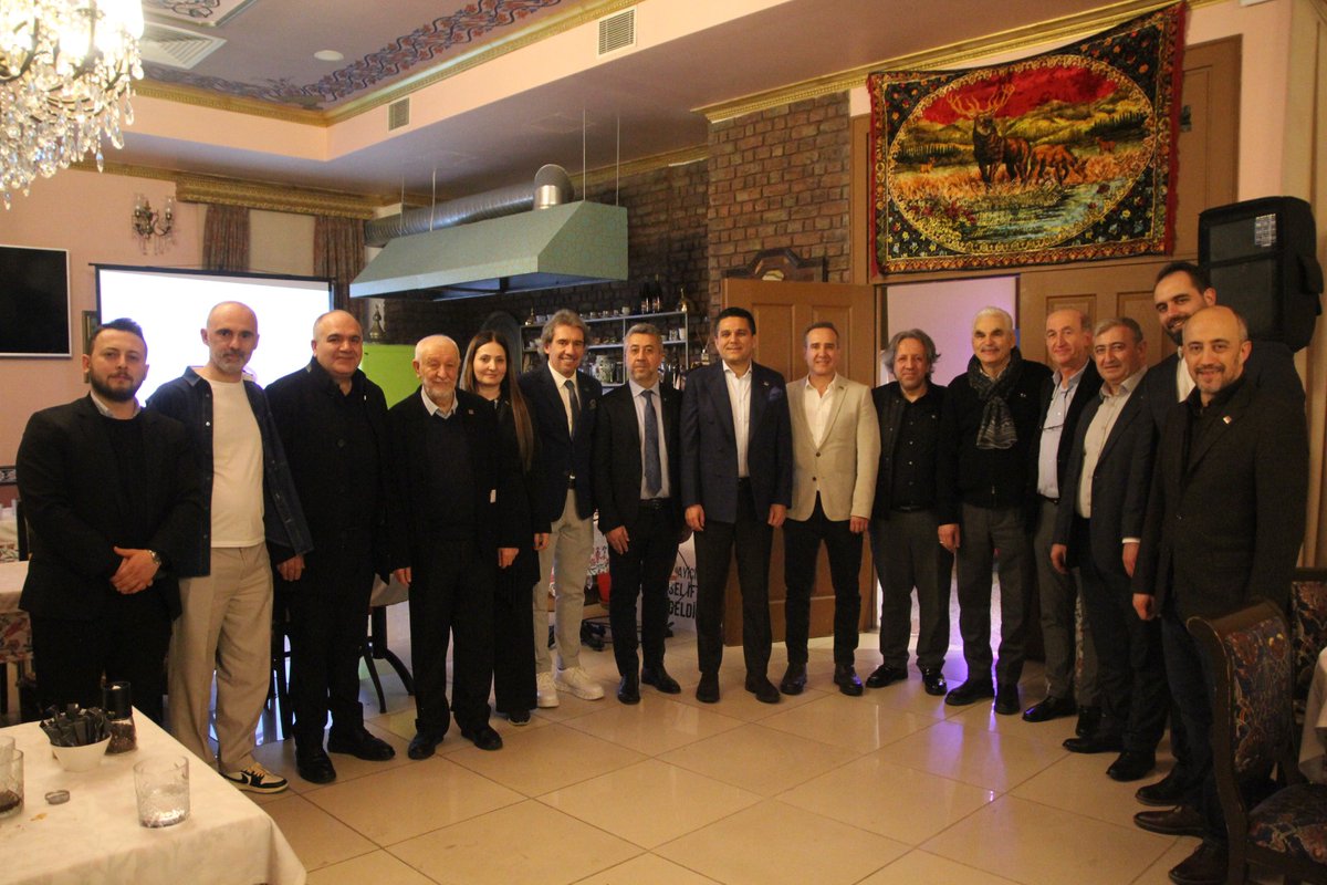 saraciyesander's tweet photo. Saraciye Sanayicileri Derneği geleneksel iftar yemeğimiz kıymetli üyelerimizin katılımlarıyla  gerçekleşti.

Birlik beraberlik içinde gerçekleşmesine vesile olduğunuz değerli katılımlarınız için teşekkür ederiz.

Saraciye Sanayicileri Derneği
Yönetim Kurulu Başkanı
Hasan SÜREN https://t.co/5fNDq2eijt
