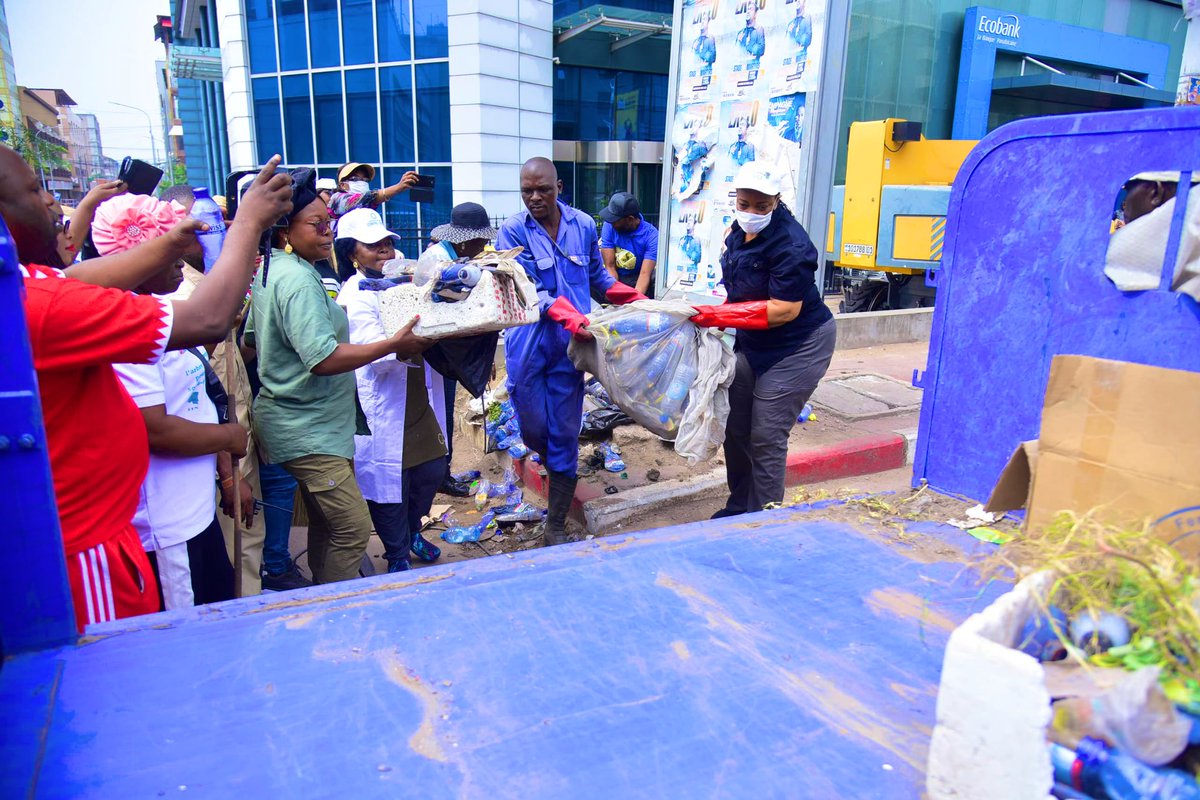 Eve Bazaiba tweet media