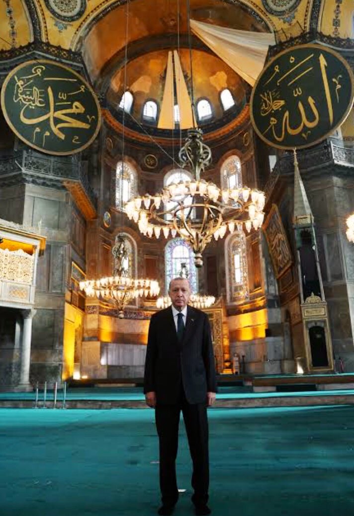 Cumhurbaşkanımız Recep Tayyip Erdoğan akşam namazını Ayasofya Camisinde kılacak. Hayırlara vesile olsun…