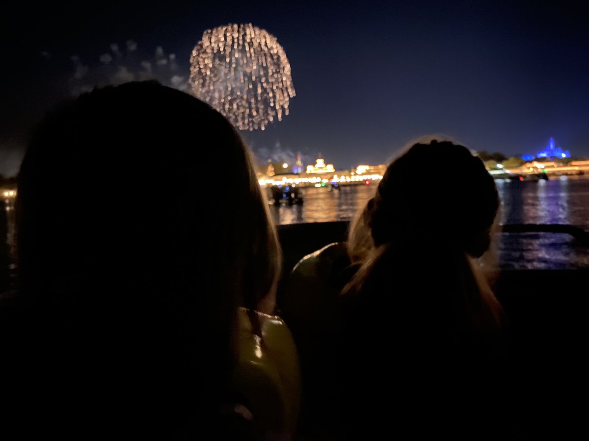 Did a MK fireworks cruise last night and I can only use one word: Incredible. Getting a tour of Bay Lake and Seven Seas Lagoon. Getting a fantastic fireworks view. Not being sandwiched between other people. 

And snacks! 

#castcompliment to Gloria. She was outstanding!