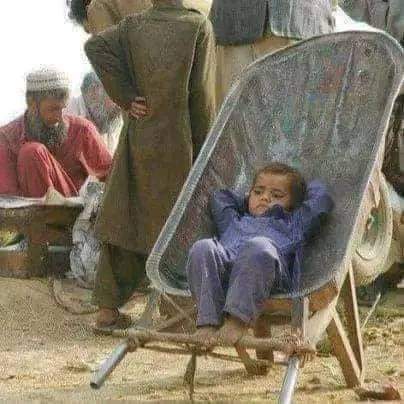 حالت حال کے سبب حالت حال ہی گئی 😌🥲 
شوق میں کچھ نہیں گیا شوق کی زندگی گئی