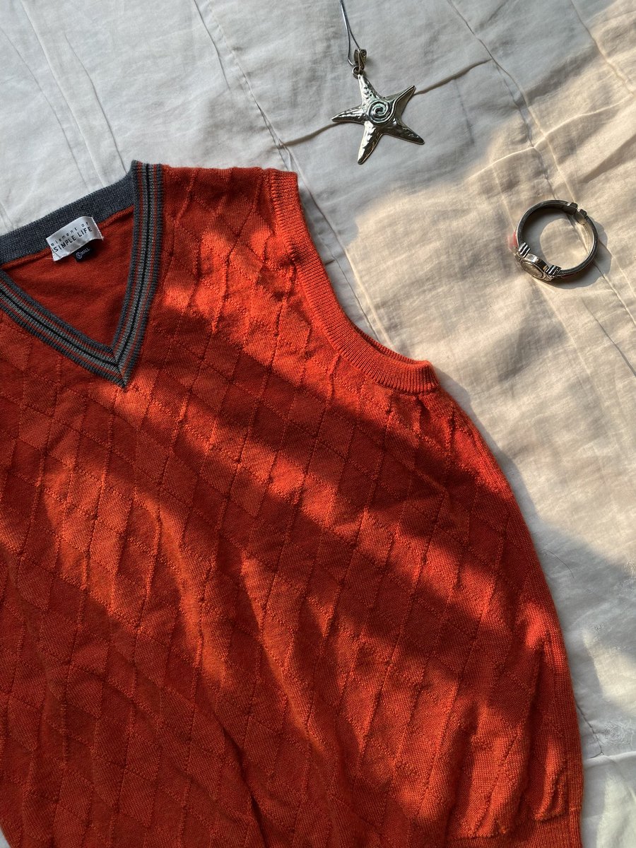 nichaxpst's tweet photo. Bust  32-42
Length  23
Price  𝟭𝟬𝟬 -

ค่าส่ง 40 ฿ไม่บวกเพิ่ม
Cf no cc 🙏🏻
สินค้ามือ2อาจมีตำหนิขอคนรับได้นะคะ🙇🏻‍♀️

#ส่งต่อ #ส่งต่อเสื้อผ้ามือสอง #ส่งต่อเสื้อผ้า #ส่งต่อเสื้อผ้ามือ2 #เสื้อผ้ามือสอง #เสื้อผ้ามือ2 #y2kthailand  #y2k #y2kfashion #fairythailand #โล๊ะตู้ #โล๊ะตู้เสื้อผ้า https://t.co/hdH69vq5qc