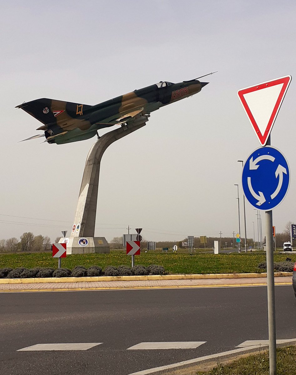 Traffic turning right at the roundabout must give way to the MiG 21 (why don't we display more of our aviation heritage like this back in the UK?) #avgeek #aircraft #aviationlovers #aviationphotography