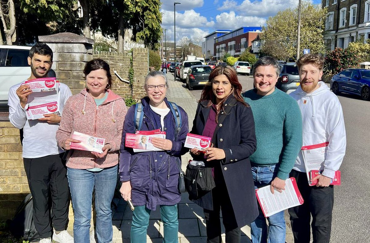 Lovely afternoon on the doorstep in sunny Streatham with the @LambethLabour superteam. Residents in Streatham Common & Vale pleased to talk about voting Labour on 2nd May for @SadiqKhan, for me and for @LondonLabour. Also for our brilliant by-election candidate, Sarah Cole!