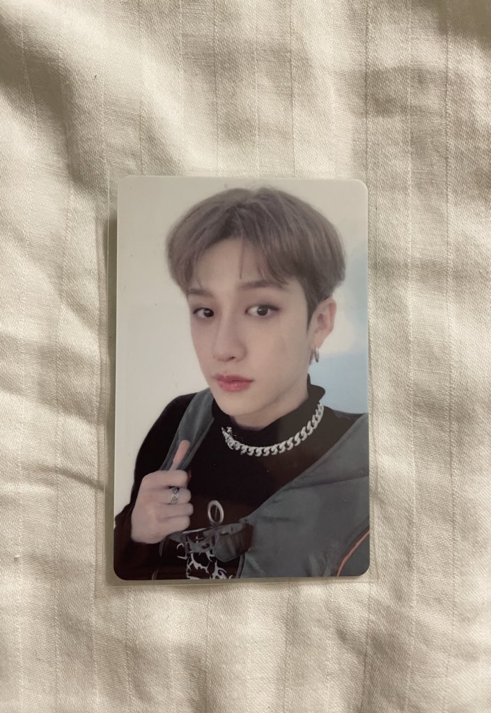 skz satıs bangchan cevel ld hasarsız 650 tl bence alın cok iyi kart #skzsatis #skzmarkettr @SKZTRadeSell @trpctakas @straykidsgotr @SkzTradeSell08 @bgsatistakass @skzsatistakas