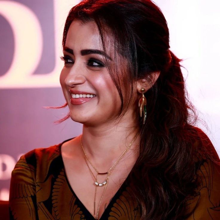 GJ72LBpbUAALjHf?format=jpg&name=900x900