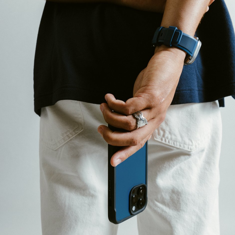 Who's matching their iPhone case and Apple Watch band?