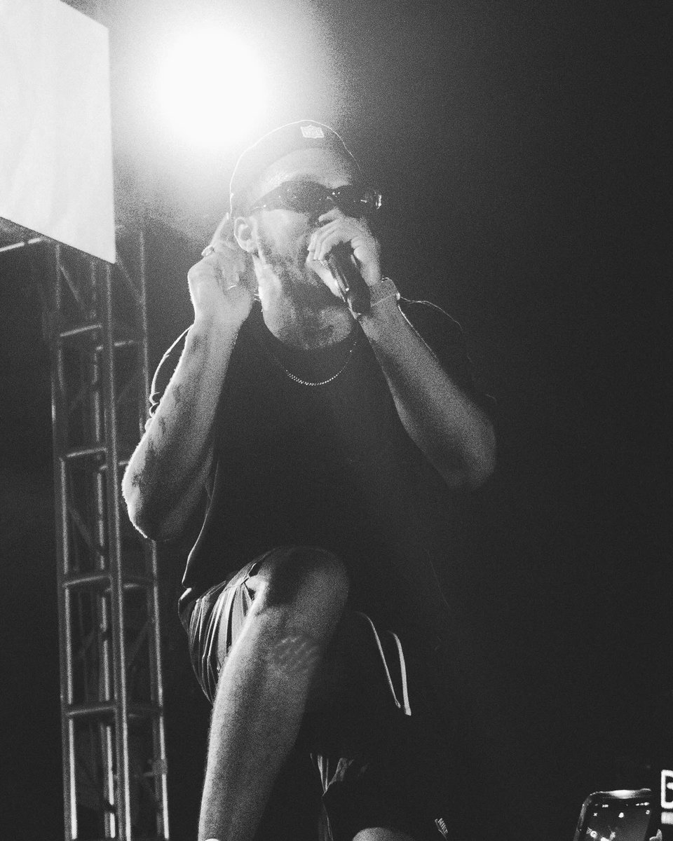 24dancehall's tweet photo. nuh bwoy nuh diss di mobsta! #pandiplaza #vacaeweekend https://t.co/kgK0eTISpj