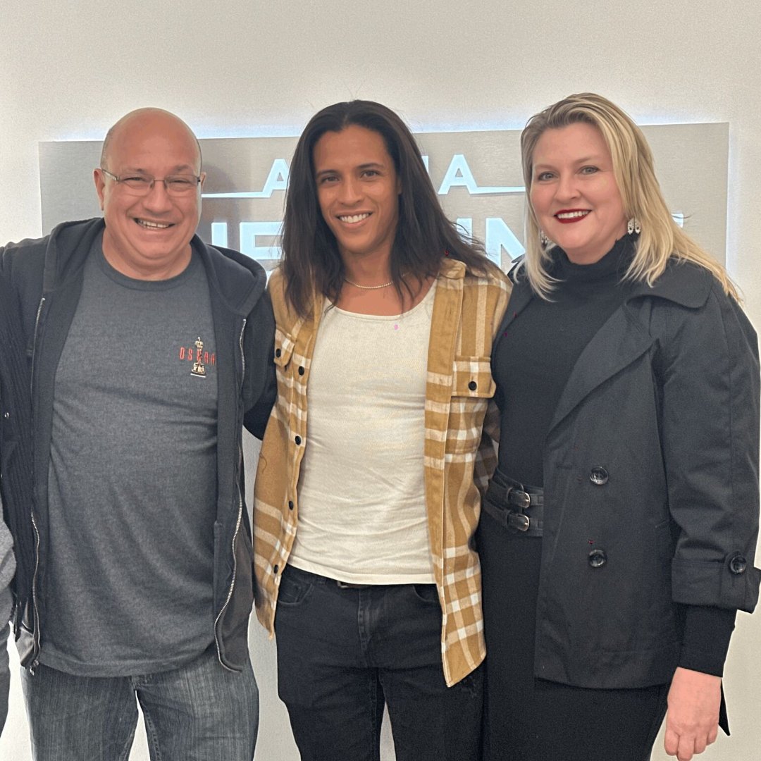 BrendaLouFisher's tweet photo. A beautiful turnout and beautiful evening of cinema @cineloungefilm screening #WINDIGO to a packed audience last night. Thank you so much to everyone who came to support the film!
#FilmScreening
#Horror
#UntamedRiver
#WINDIGO
@marco_fuller
@gabecreates
#Horror
@rayyaansjameel https://t.co/BZDKfN7xyS
