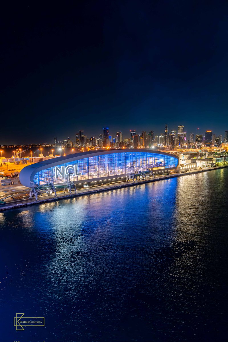 KOSTASPHOTOS's tweet photo. #NCL #miami #cruiseterminal https://t.co/EeRjV0DnfY