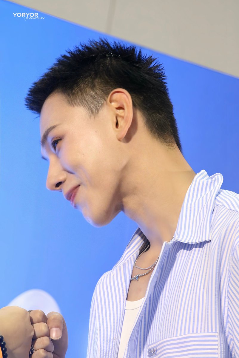 SWMTIUY's tweet photo. สายตาแบบนี้ คงดูเจ้าเล่ห์ไป ✨👀
#DevyXDaou
#Devyฟินเฟร่อxDaou
@oueiija #oueiija #DAOU #ต้าห์อู๋ https://t.co/IdMZ0HAuup