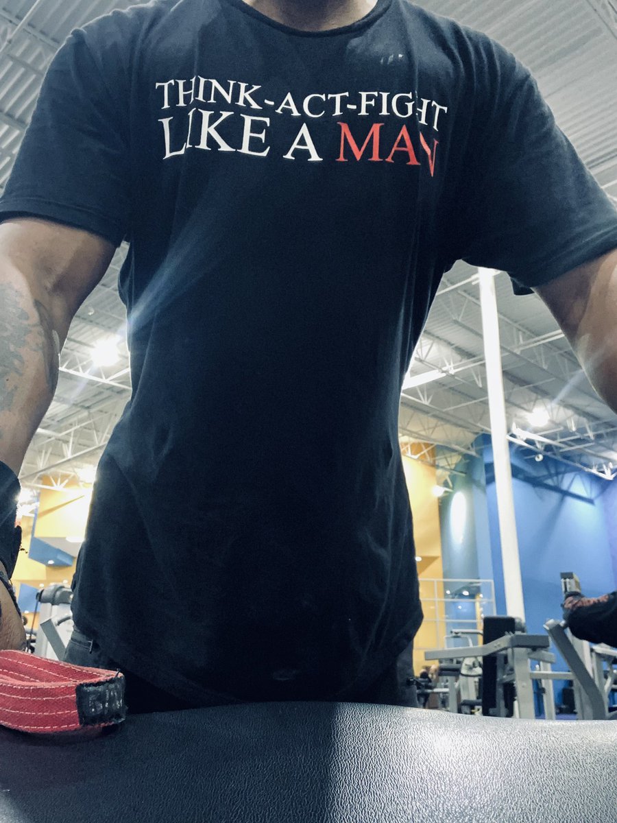 thehonorculture's tweet photo. According to ancient Chinese and @TheStrongDad philosophy, if you don’t train legs, you’re a b!tch!#howaboutsomehardcore #honorculture #harderbetterfasterstronger https://t.co/kwADUSvl2y