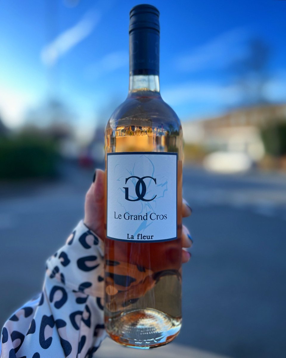 Sunshine, is that you?! Does that mean it’s rosé o’clock?… Yes. Yes it does.