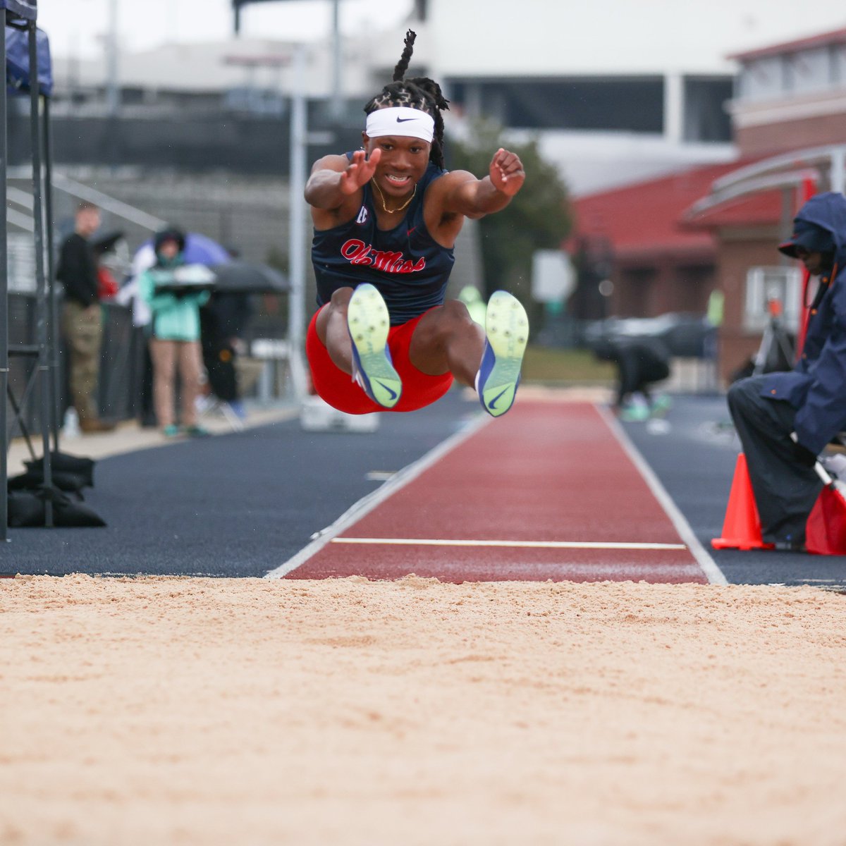 OleMissTrack's tweet photo. Rebs snag two top-5 finishes in the men's triple jump:

2. Iangelo Atkinstall-Daley – 15.25m/50' 0.5" (+2.1)
4. Gavin Nembhard – 14.76m/48' 5.25" (+1.3) – SB

#HottyToddy https://t.co/uXPoRgOY5l