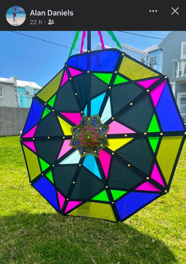 Nobody does it better…
🪁🇧🇲🪁
#AlanDaniels #BermudaKites #KiteKing #roundie #sacredgeometry #highscience #highvibrations #fordekulcha #Bermuda