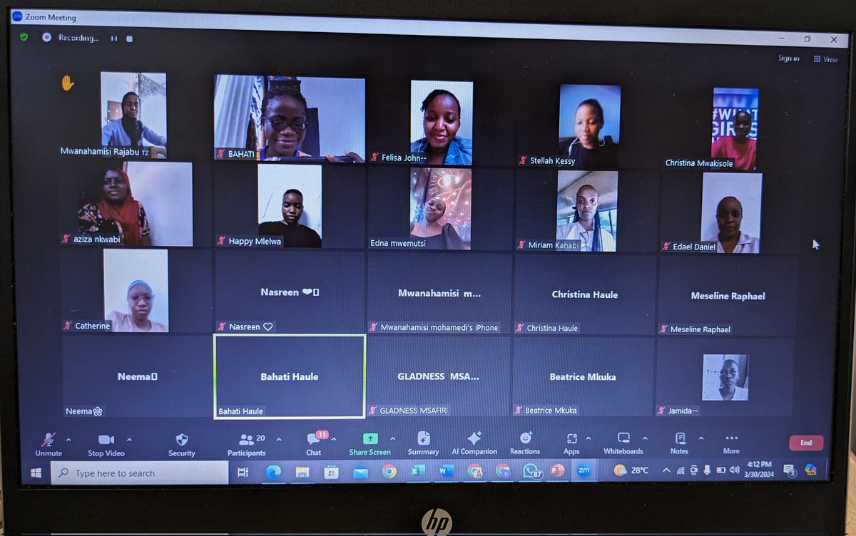 DWWT11's tweet photo. On going discussions with young women in Tanzania about DVR.
#EndAIDS2030 #EndInequalities https://t.co/B4EYnDAdCp