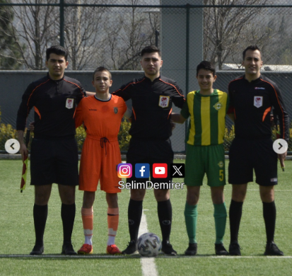 selimdemirer's tweet photo. Başakşehir deplasmanda Esenler Erokspor'u mağlup etti

#EsenlerErokspor 1-4 #Başakşehir

📸 Fotoğraflar: https://t.co/vEr4zERe7R

⚔️ @EsenlerErokspor 1-4 @ibfkAkademi 
🏆 U14 Gelişim Ligi 14. Hafta Maçı
📅 30 Mart 2024 Cumartesi
🕣 11.00
🏟 Silahtar Erok Spor Tesisleri https://t.co/opDk0PfeXI
