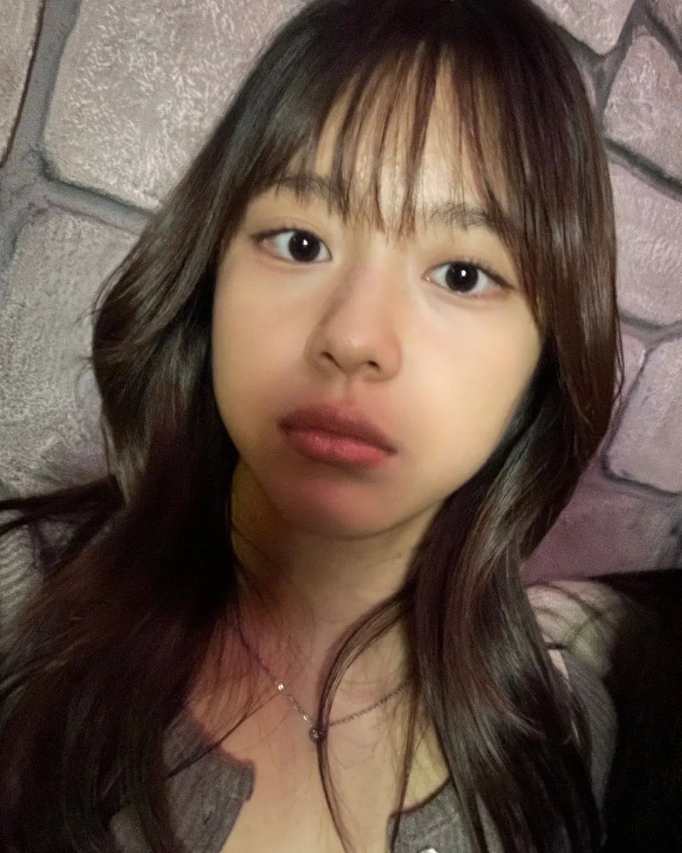 reborndesune's tweet photo. 240330 황시은 인스타

#황시은 #HWANGSIEUN https://t.co/0i7vbd4fFL